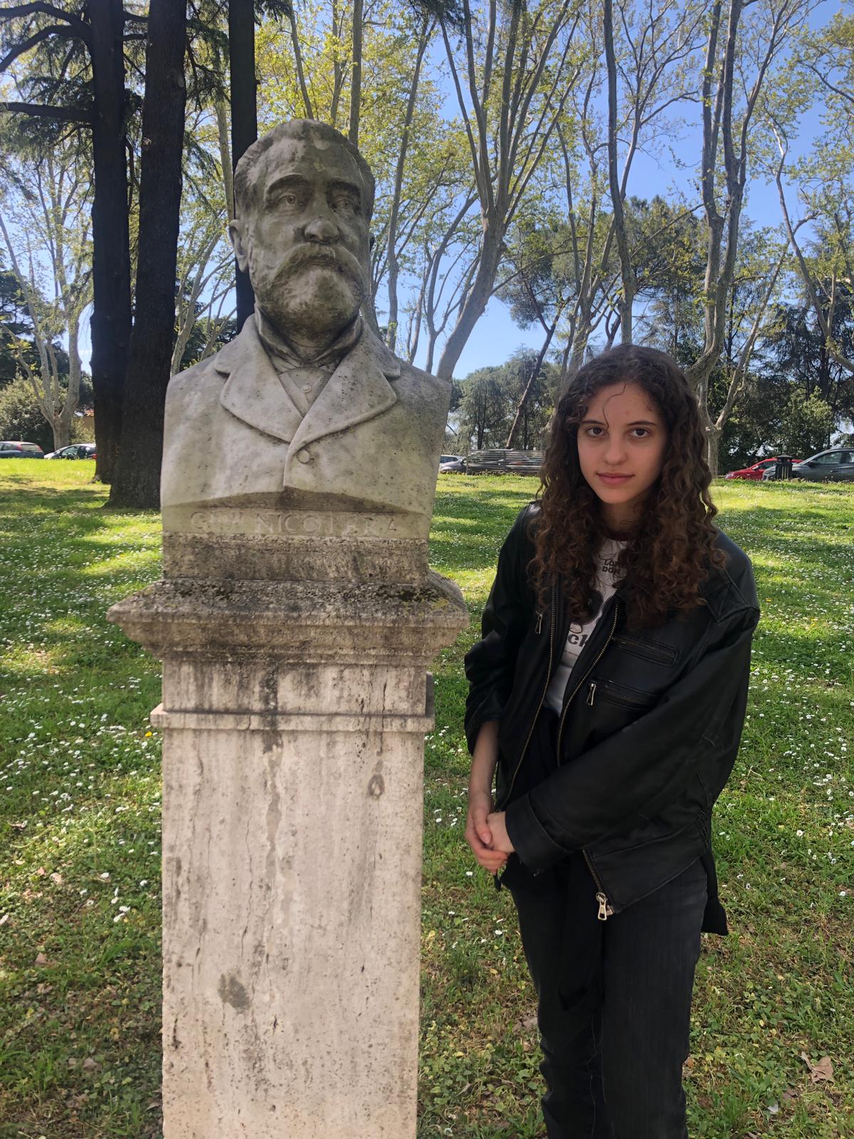 Nicotera e Nikole Leo